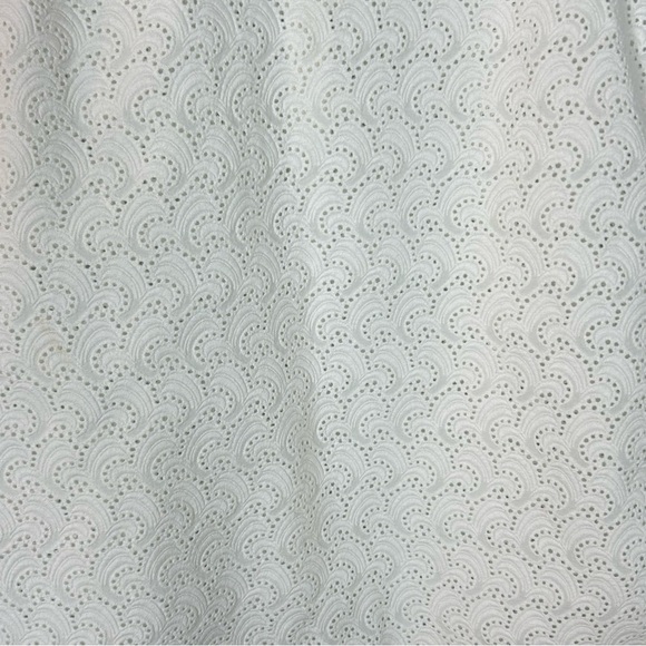 Theory Malyn White Eyelet Sleeveless Top with Back Zipper - Picture 5 of 12